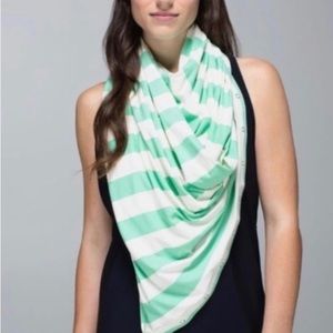 Lululemon athletica vinyasa infinity scarf